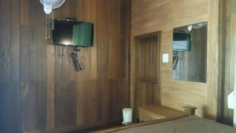 Imagen de la habitación del Hotel Riverside Home. Foto 24