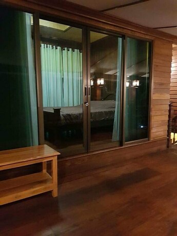 Imagen de la habitación del Hotel Riverside Home. Foto 27
