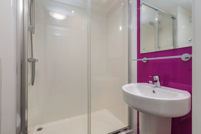 Imagen de la habitación del Hotel Riverside House by UTDM. Foto 12