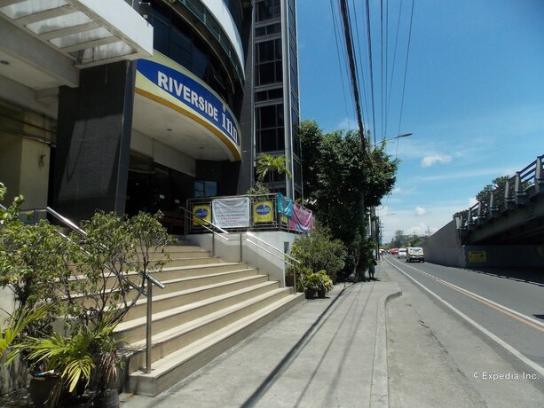 Imagen general del Hotel Riverside Inn, Iloilo. Foto 1
