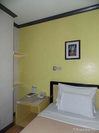 Imagen general del Hotel Riverside Inn, Iloilo. Foto 5