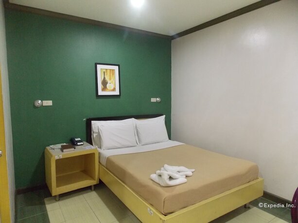 Imagen general del Hotel Riverside Inn, Iloilo. Foto 11