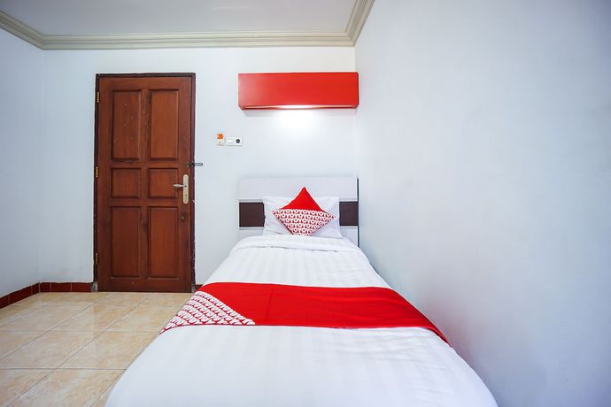 Imagen de la habitación del Hotel Riverside, Manado. Foto 7