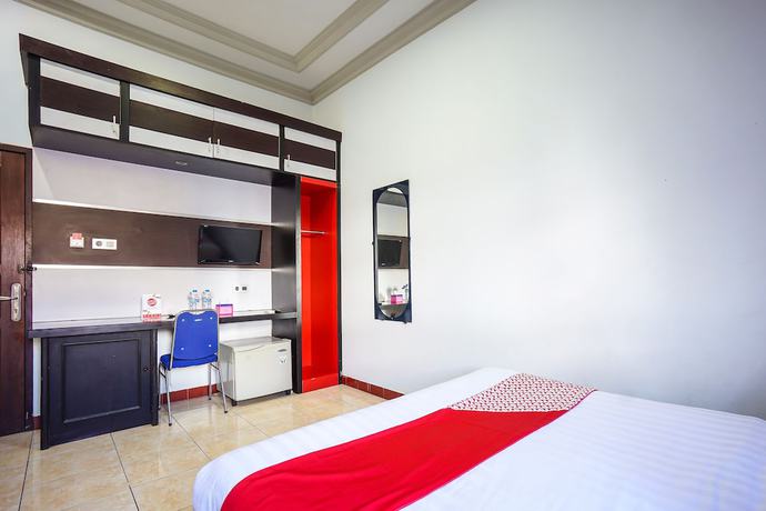Imagen de la habitación del Hotel Riverside, Manado. Foto 8