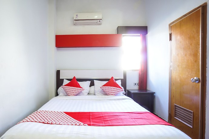 Imagen de la habitación del Hotel Riverside, Manado. Foto 9