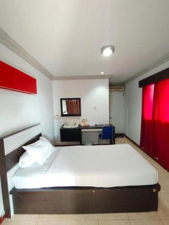 Imagen general del Hotel Riverside Manado. Foto 10