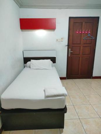 Imagen general del Hotel Riverside Manado. Foto 13