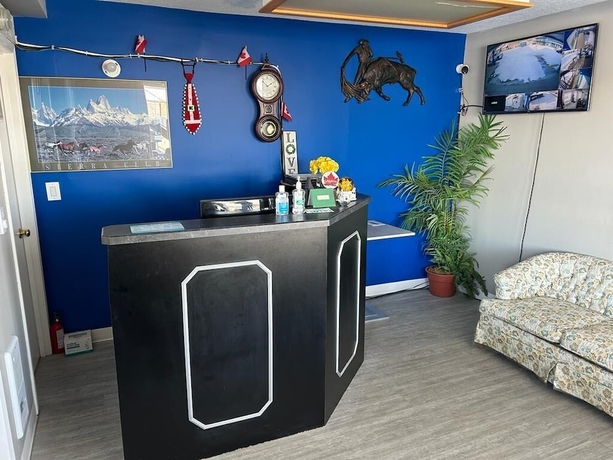 Imagen de los interiores del Hotel Riverside Motel, Medicine Hat. Foto 19