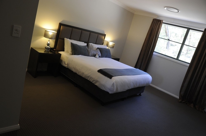 Imagen de la habitación del Hotel Riverside Oaks Golf Resort. Foto 3