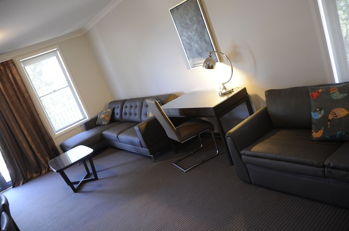 Imagen de la habitación del Hotel Riverside Oaks Golf Resort. Foto 8