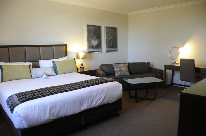 Imagen de la habitación del Hotel Riverside Oaks Golf Resort. Foto 13