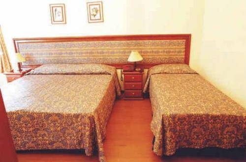 Imagen de la habitación del Hotel Riverside Park. Foto 14