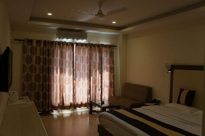 Imagen general del Hotel Riverside Resort, Pauri. Foto 1