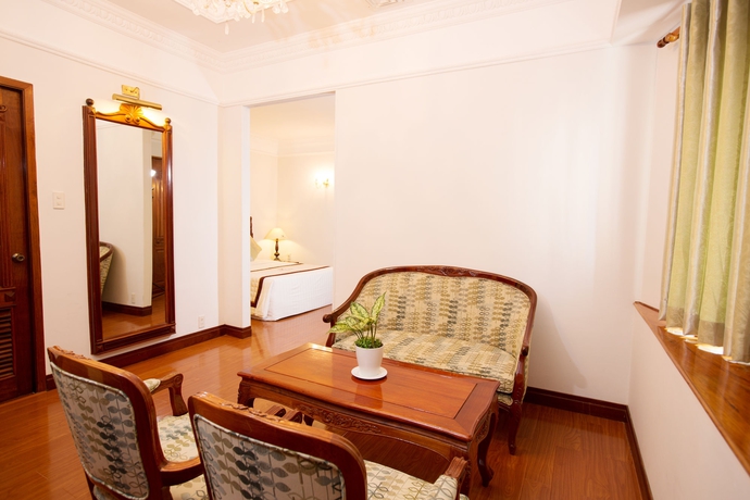 Imagen de los interiores del Hotel Riverside Saigon. Foto 6