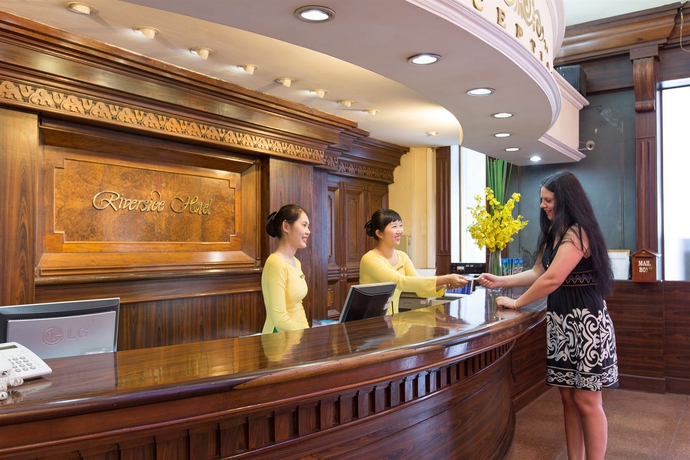 Imagen de los interiores del Hotel Riverside Saigon. Foto 8