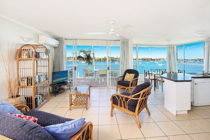 Imagen general del Hotel Riverside, Sunshine Beach. Foto 1