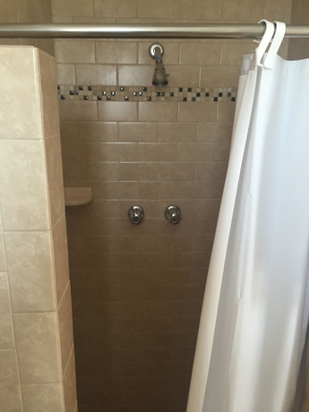 Imagen de la habitación del Hotel Riverside Tower Hotel. Foto 13