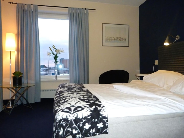 Imagen de la habitación del Hotel Riverside, Uddevalla. Foto 12