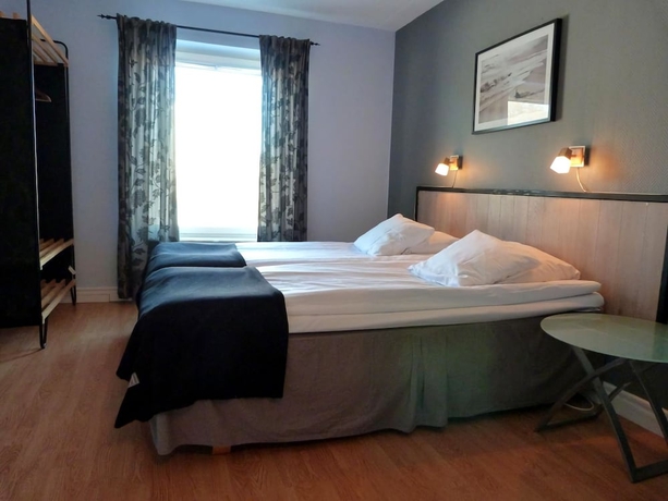 Imagen de la habitación del Hotel Riverside, Uddevalla. Foto 16