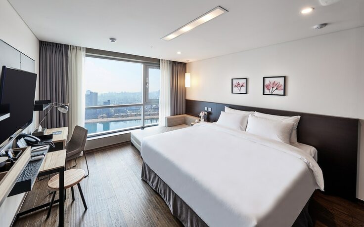 Imagen de la habitación del Hotel Riverside, Ulsan. Foto 13