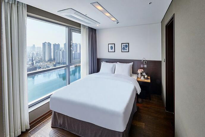 Imagen de la habitación del Hotel Riverside, Ulsan. Foto 20