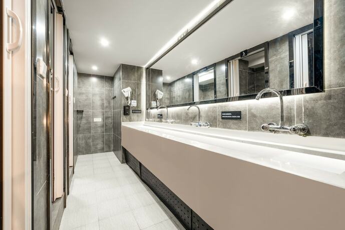 Imagen general del Hotel Riverside Youth Hostel. Foto 4