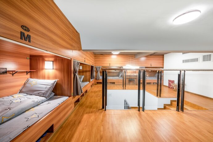 Imagen de la habitación del Hotel Riverside Youth Hostel. Foto 15