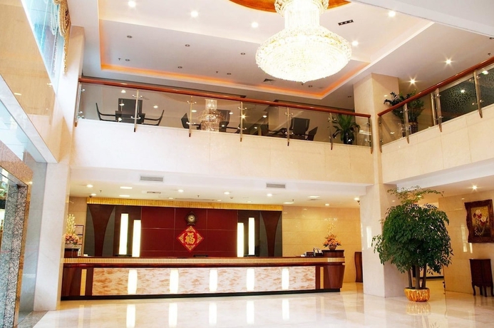 Imagen de los interiores del Hotel Riverside, Zhongshan. Foto 18