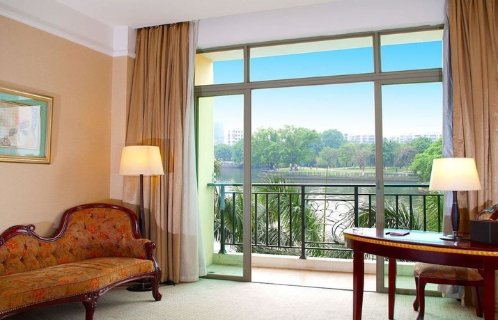 Imagen de la habitación del Hotel Riverside, Zhongshan. Foto 11