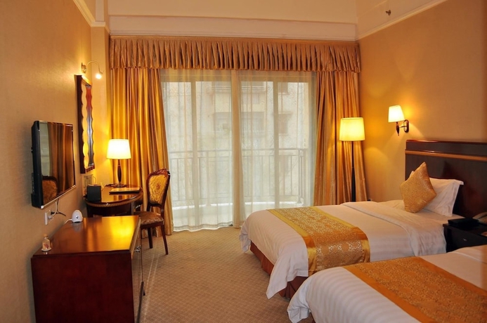Imagen de la habitación del Hotel Riverside, Zhongshan. Foto 12