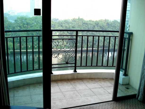 Imagen de la habitación del Hotel Riverside, Zhongshan. Foto 15