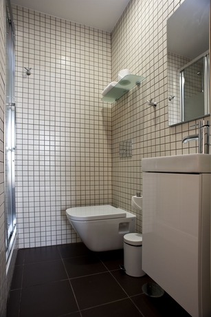 Imagen de la habitación del Hotel Riversuites. Foto 5