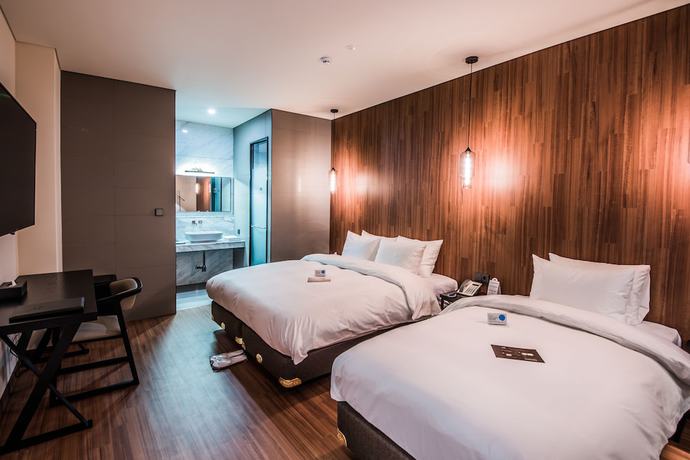 Imagen de la habitación del Hotel Rivertain. Foto 3