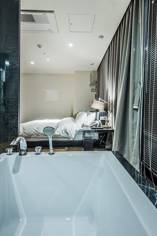 Imagen de la habitación del Hotel Rivertain. Foto 13