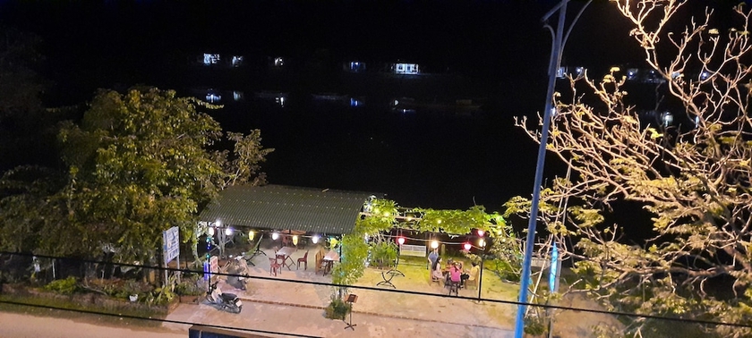 Imagen de los interiores del Hotel Riverview Home. Foto 15