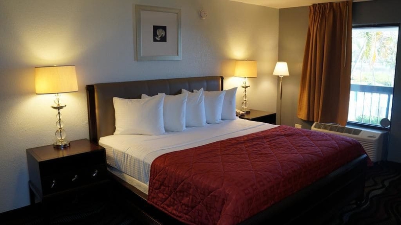 Imagen de la habitación del Hotel Riverview Inn. Foto 14