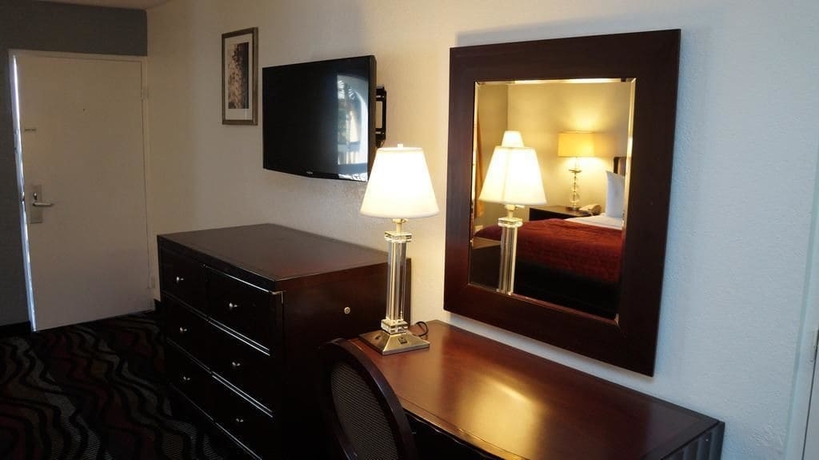 Imagen de la habitación del Hotel Riverview Inn. Foto 15