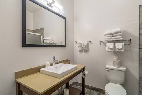 Imagen de la habitación del Hotel Riverview Inn and Suites, Ascend Collection. Foto 3