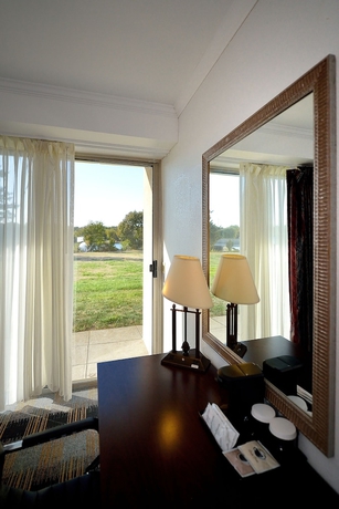 Imagen de la habitación del Hotel Riverview Inn and Suites. Foto 8