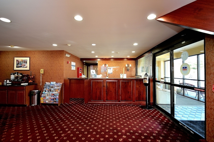Imagen de los interiores del Hotel Riverview Inn and Suites. Foto 18