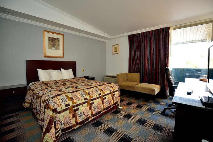 Imagen de la habitación del Hotel Riverview Inn and Suites. Foto 15