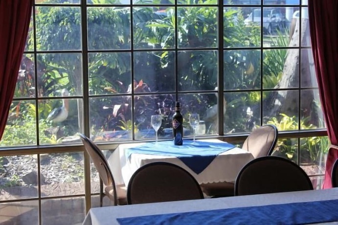 Imagen del bar/restaurante del Hotel Riverview Motor Inn. Foto 11