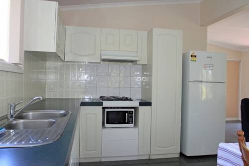 Imagen de la habitación del Hotel Riverview Tourist Park. Foto 3