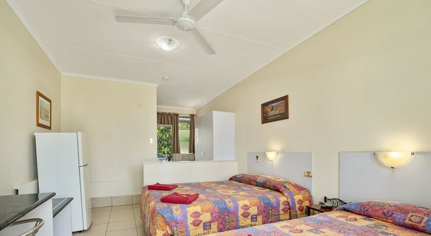 Imagen de la habitación del Hotel Riverview Tourist Village. Foto 13