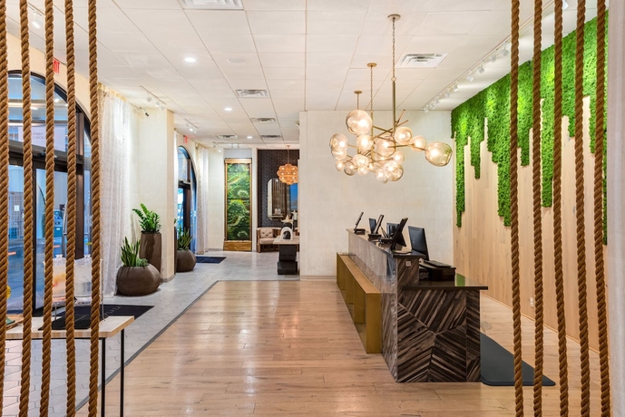 Imagen de los interiores del Hotel Riverwalk Plaza. Foto 16