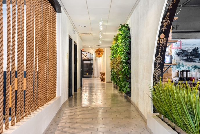 Imagen de los interiores del Hotel Riverwalk Plaza. Foto 19