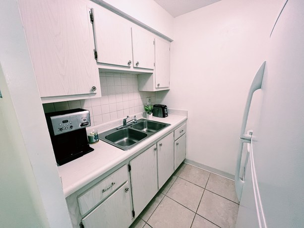 Imagen de la habitación del Hotel Riverwatch. Foto 6