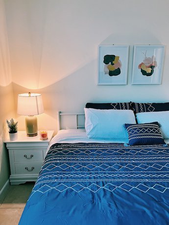 Imagen de la habitación del Hotel Riverwatch. Foto 7