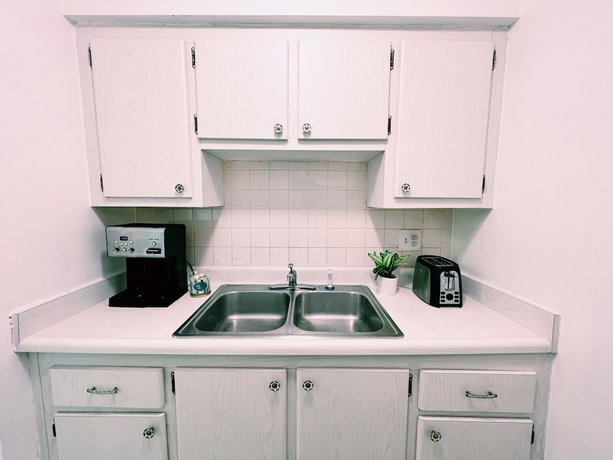 Imagen de la habitación del Hotel Riverwatch. Foto 15