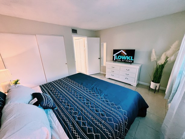 Imagen de la habitación del Hotel Riverwatch. Foto 17